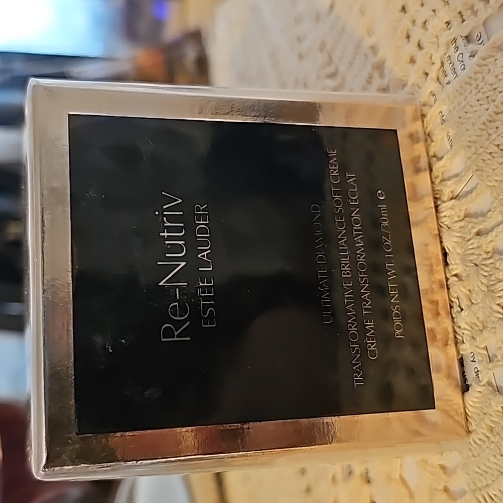 Estee lauder cream